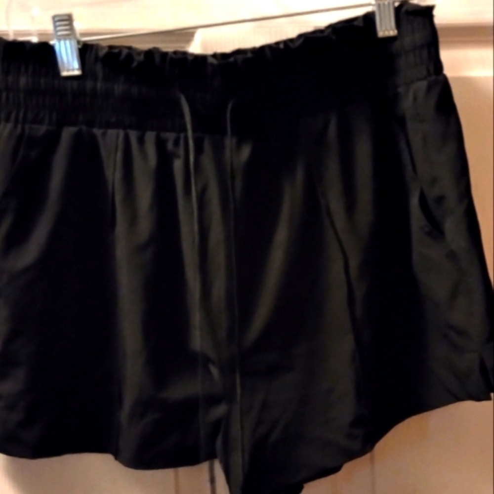 No Boundaries Polyester & Spandex Pull On Shorts Size Large